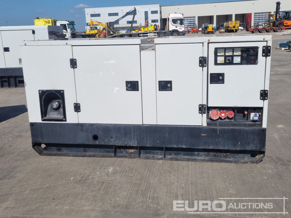 70kVA Generator, Perkins Engine - Genset: gambar 2 70kVA Generator, Perkins Engine - Genset: gambar 2