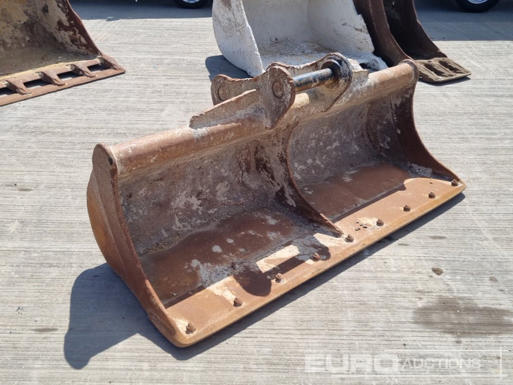 Ember 72" Ditching Bucket 65mm Pin to suit 13 Ton Excavator: gambar 7