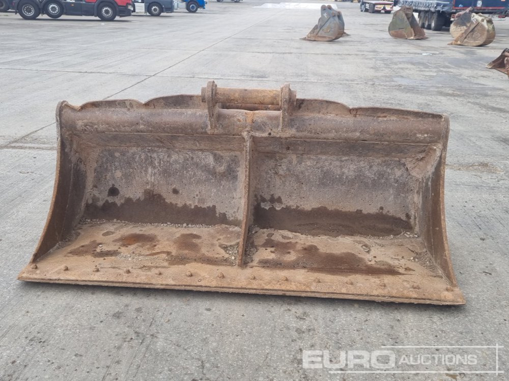 Ember 84" Ditching Bucket 80mm Pin to suit 20 Ton Excavator: gambar 8