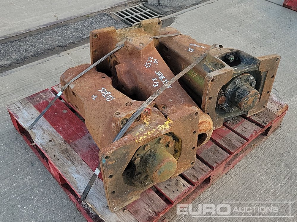 Atlas Copco SB302 Hydraulic Breaker (2 of), JCB HM386 Hydraulic Breaker - Palu hidrolik: gambar 1 Atlas Copco SB302 Hydraulic Breaker (2 of), JCB HM386 Hydraulic Breaker - Palu hidrolik: gambar 1