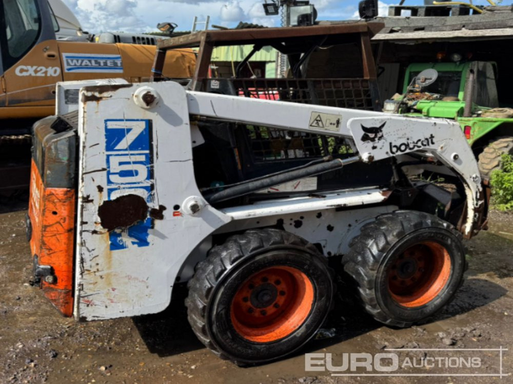 Bobcat 753 - Skid steer: gambar 1 Bobcat 753 - Skid steer: gambar 1
