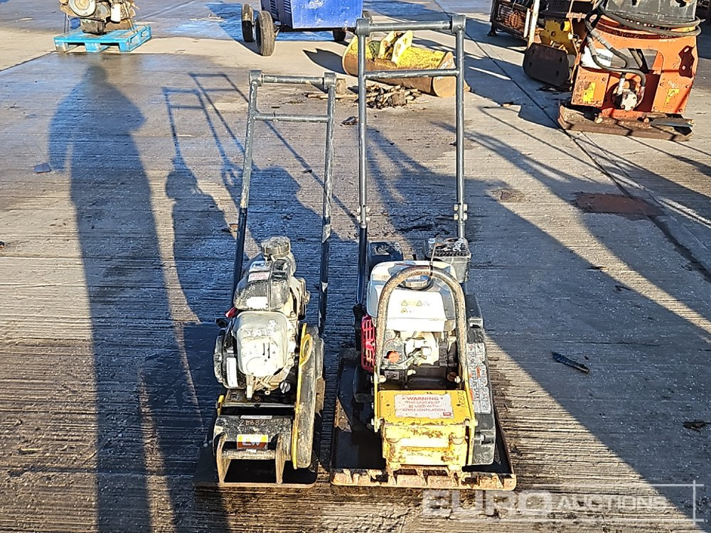 Bomag Petrol Compaction Plate (2 of) - Mesin aspal: gambar 2 Bomag Petrol Compaction Plate (2 of) - Mesin aspal: gambar 2