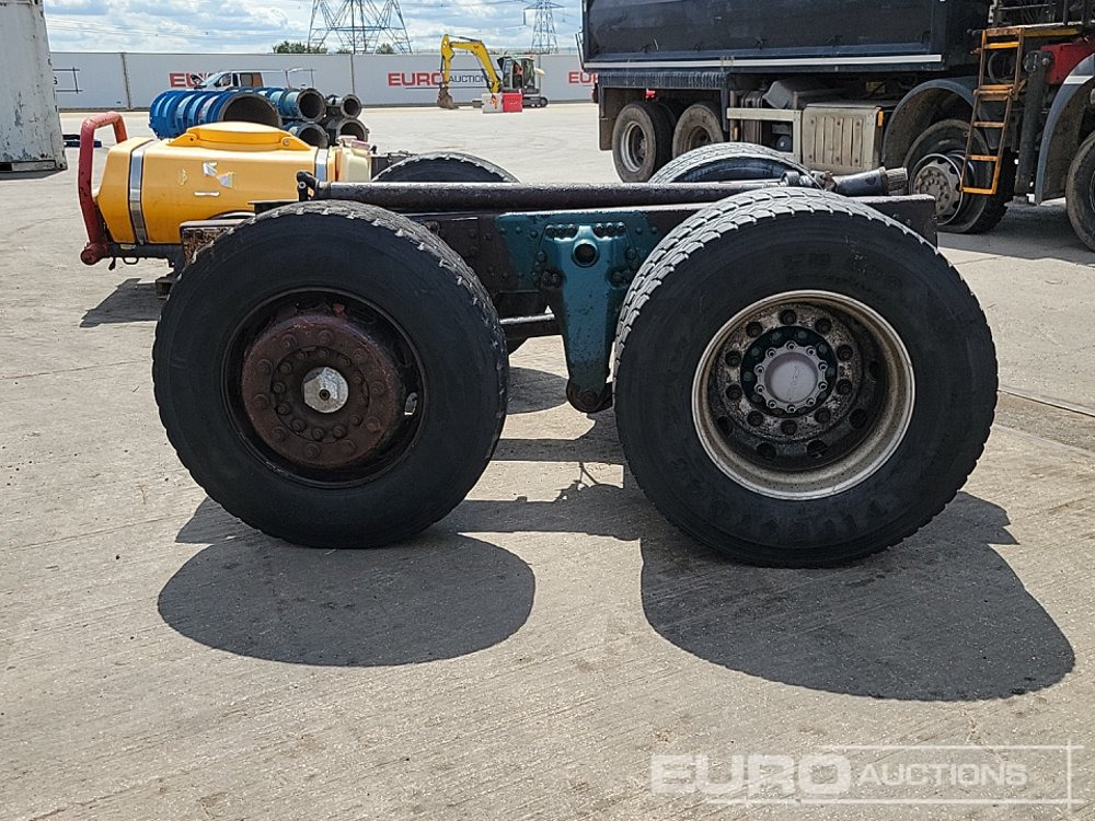 Boogie to suit 6x2 Tractor Unit, Front Lift Axle, Rear Drive Axle - Penangguhan: gambar 2 Boogie to suit 6x2 Tractor Unit, Front Lift Axle, Rear Drive Axle - Penangguhan: gambar 2
