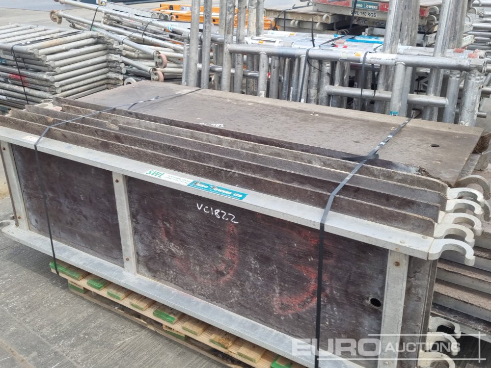Membangun inventaris Bundle of Folding Aluminium Scaffolding (5 of), Bundle of Folding Fiberglass Scaffolding, Bundle of Aluminium Scaffolding (3 of), Aluminium Staging Boards (3 of): gambar 33