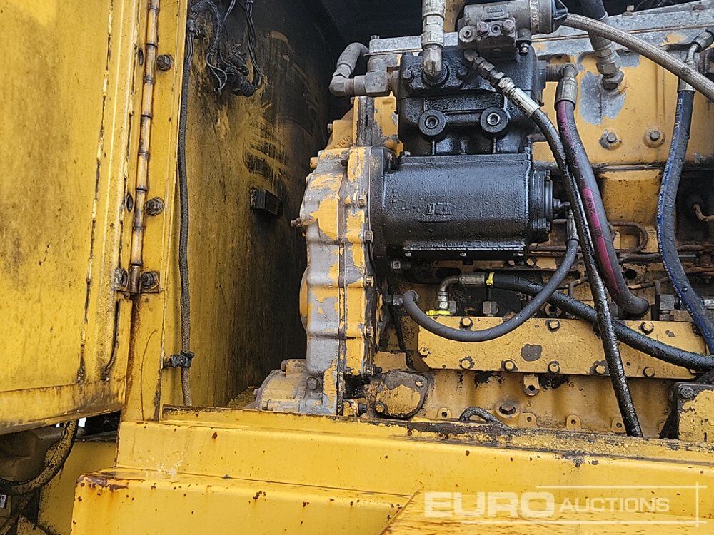 Grader CAT 16H: gambar 35