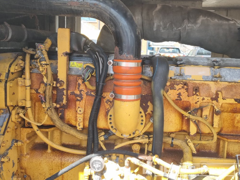 Genset CAT 455kVA Generator, 6 Cylinder Engine: gambar 24