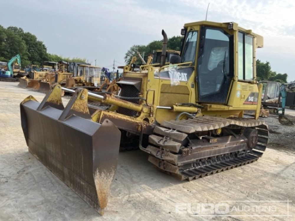 CAT D4G - Bulldozer: gambar 2 CAT D4G - Bulldozer: gambar 2