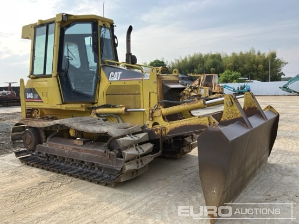 CAT D4G - Bulldozer: gambar 5 CAT D4G - Bulldozer: gambar 5