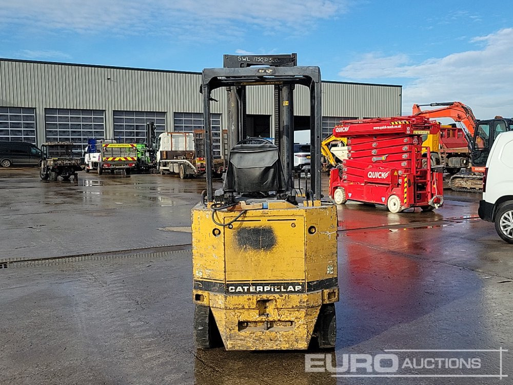 CAT M40D - Forklift: gambar 4 CAT M40D - Forklift: gambar 4