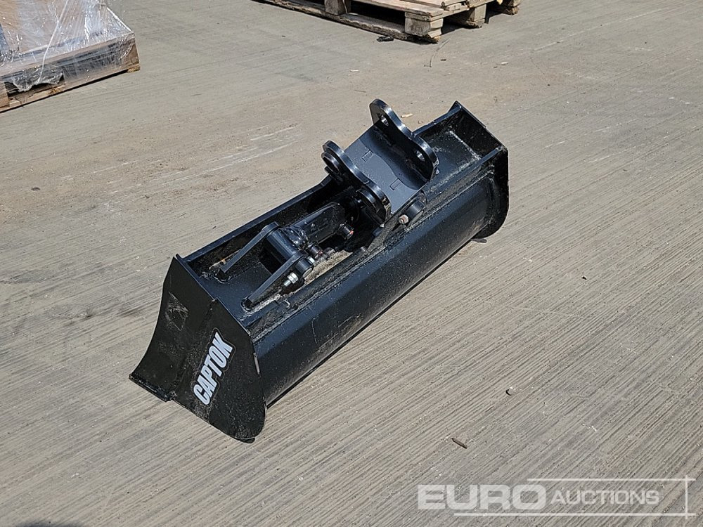 Captok 32" Hydraulic Tilting Bucket 25mm Pin to suit Mini Excavator - Ember: gambar 3 Captok 32" Hydraulic Tilting Bucket 25mm Pin to suit Mini Excavator - Ember: gambar 3