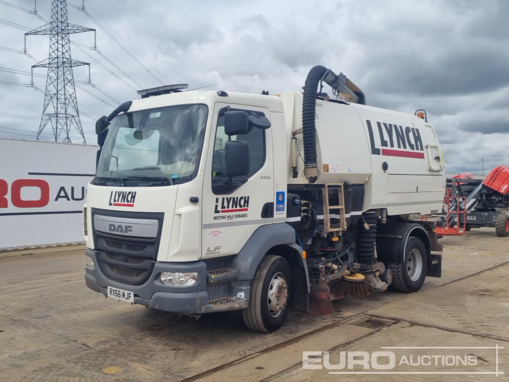 DAF LF220 - Penyapu jalan: gambar 1 DAF LF220 - Penyapu jalan: gambar 1