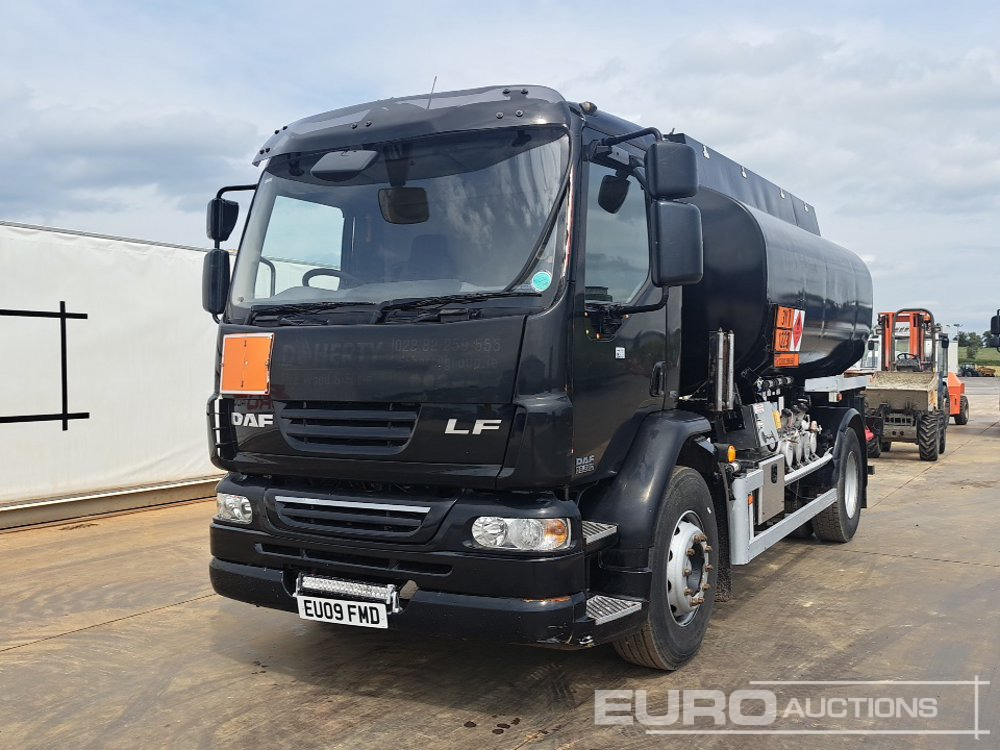 DAF LF55.220 - Truk tangki: gambar 1 DAF LF55.220 - Truk tangki: gambar 1