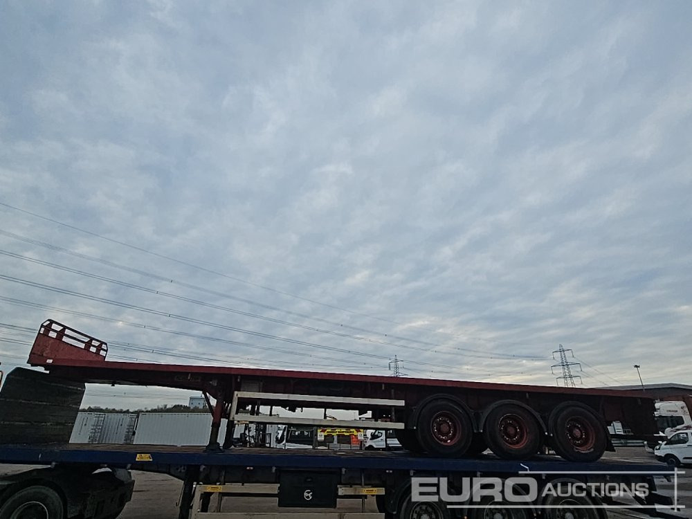 Dennison Trailers Tri Axle Extendable Flat Bed Trailer - Semi-trailer flatbed: gambar 2 Dennison Trailers Tri Axle Extendable Flat Bed Trailer - Semi-trailer flatbed: gambar 2