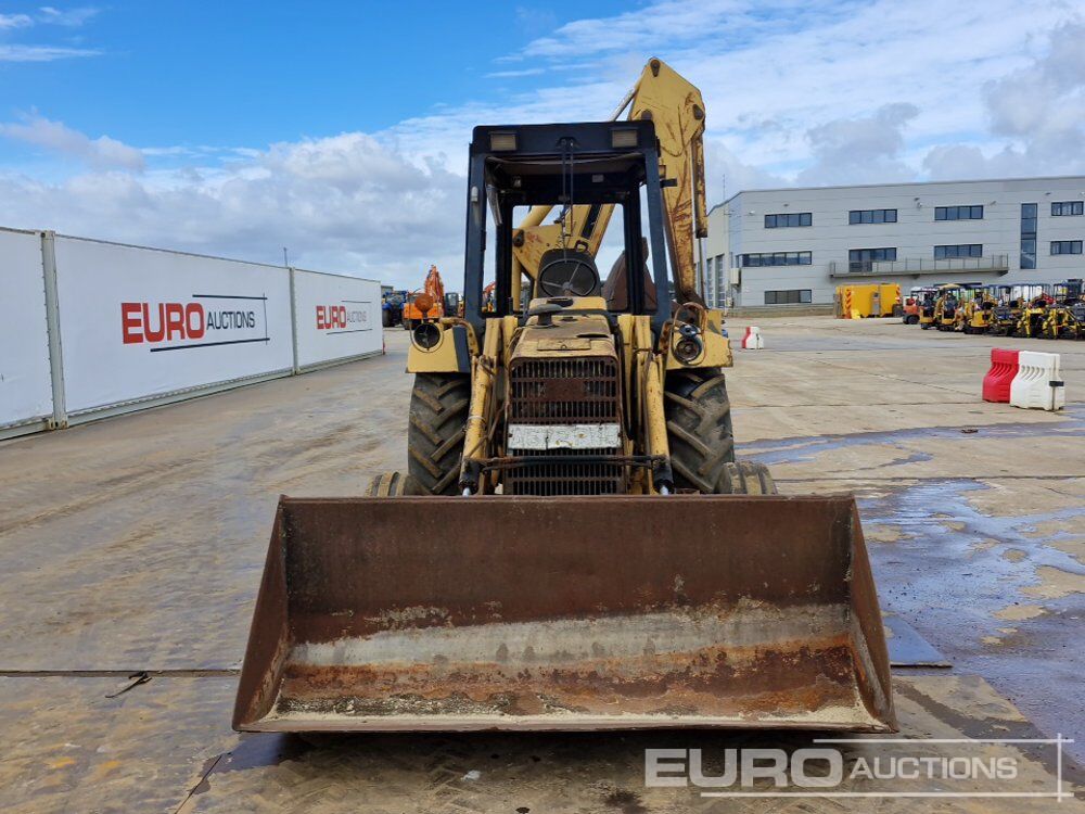 Backhoe loader Ford 555: gambar 8