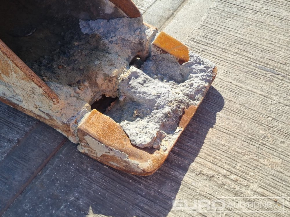 Ember Geith 18" Digging Bucket 65mm Pin to suit 13 Ton Excavator: gambar 10