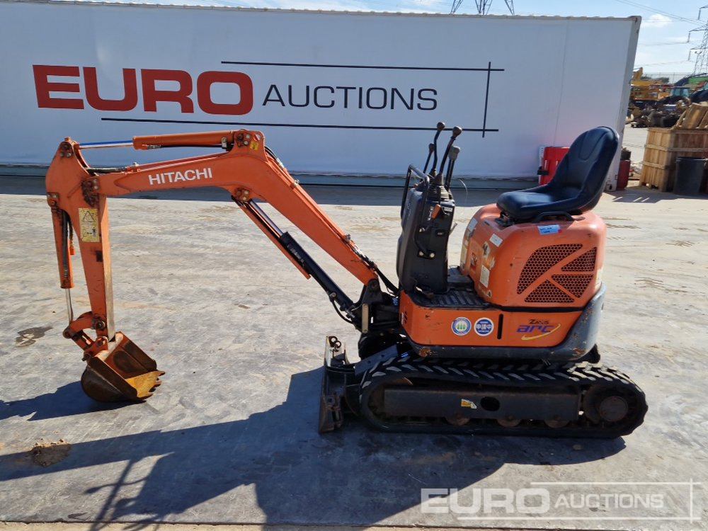 Hitachi ZX10U-2 - Ekskavator mini: gambar 2 Hitachi ZX10U-2 - Ekskavator mini: gambar 2
