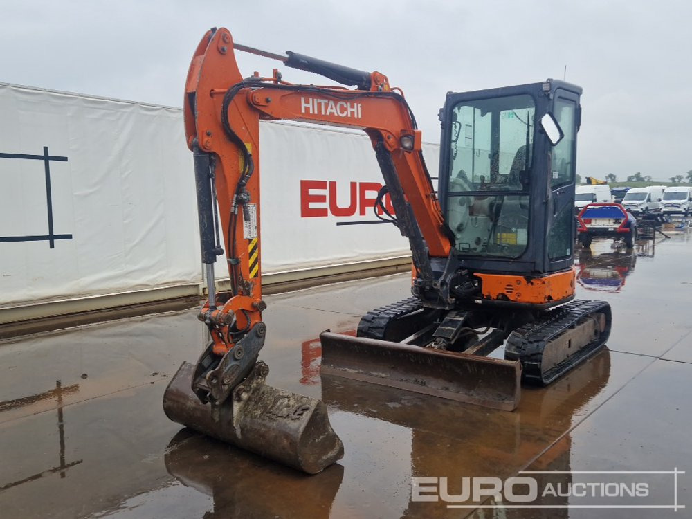 Hitachi ZX38U-5 - Ekskavator mini: gambar 1 Hitachi ZX38U-5 - Ekskavator mini: gambar 1