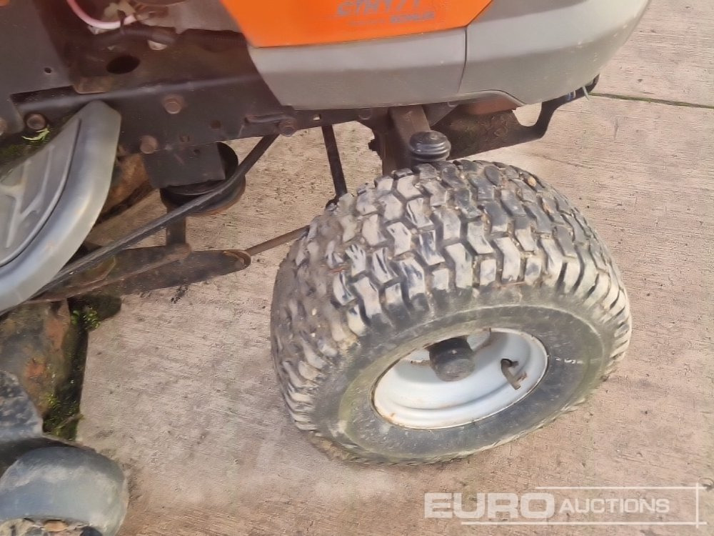 Mesin pemotong rumput Husqvarna Petrol Ride on Lawnmower (Non Runner): gambar 8