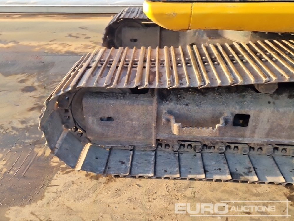 Ekskavator perayap JCB JS130LC: gambar 9