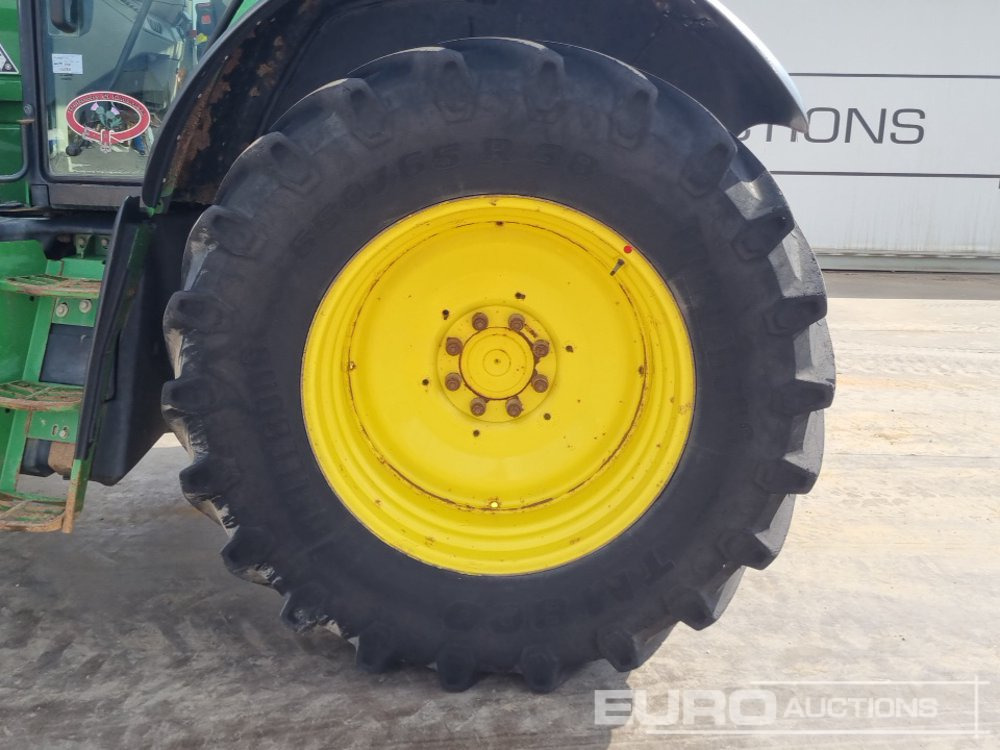 Traktor John Deere 6155M: gambar 9