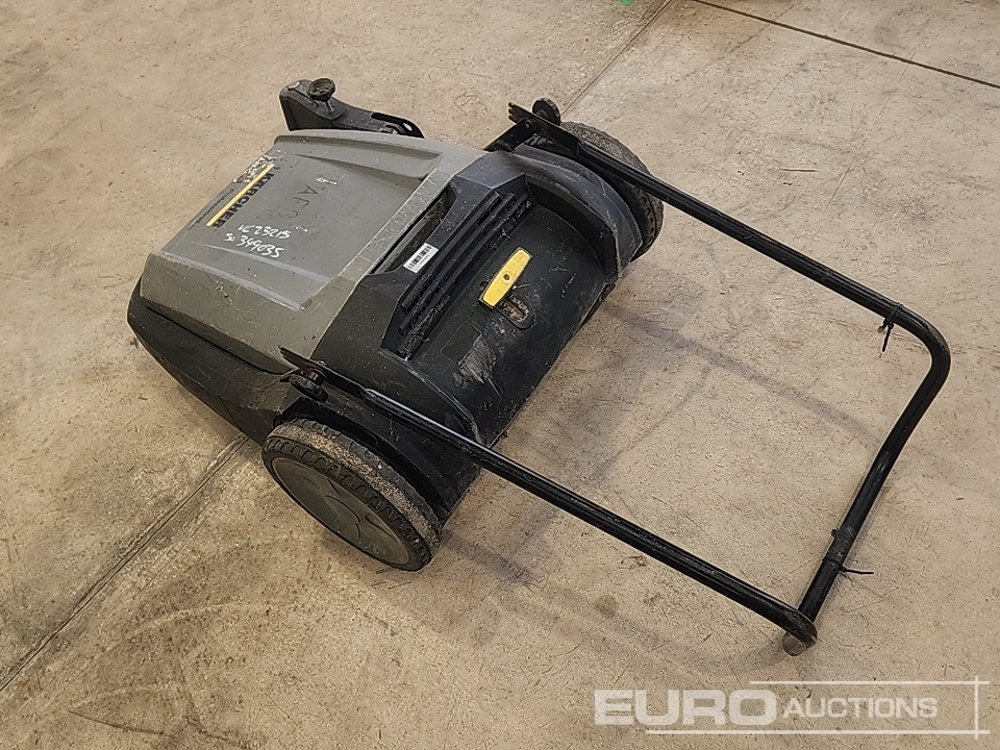 Karcher Professional Pedestrian Sweeper - Membangun inventaris: gambar 2 Karcher Professional Pedestrian Sweeper - Membangun inventaris: gambar 2