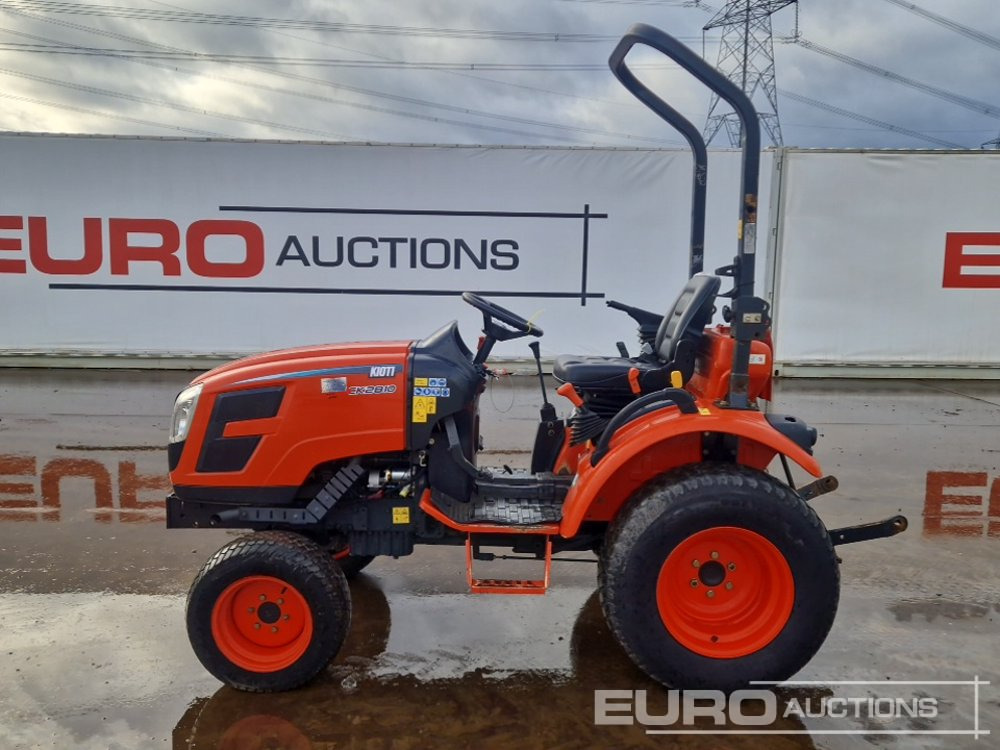 Kioti CK2810 - Traktor kompak: gambar 2 Kioti CK2810 - Traktor kompak: gambar 2