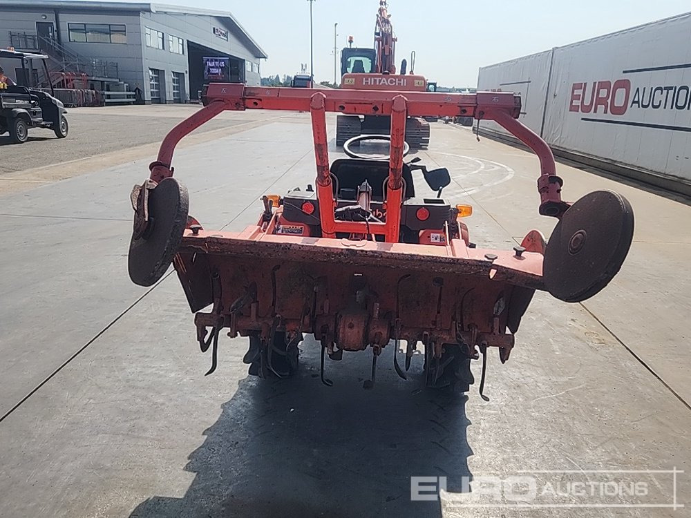Kubota A-13 - Traktor kompak: gambar 4 Kubota A-13 - Traktor kompak: gambar 4