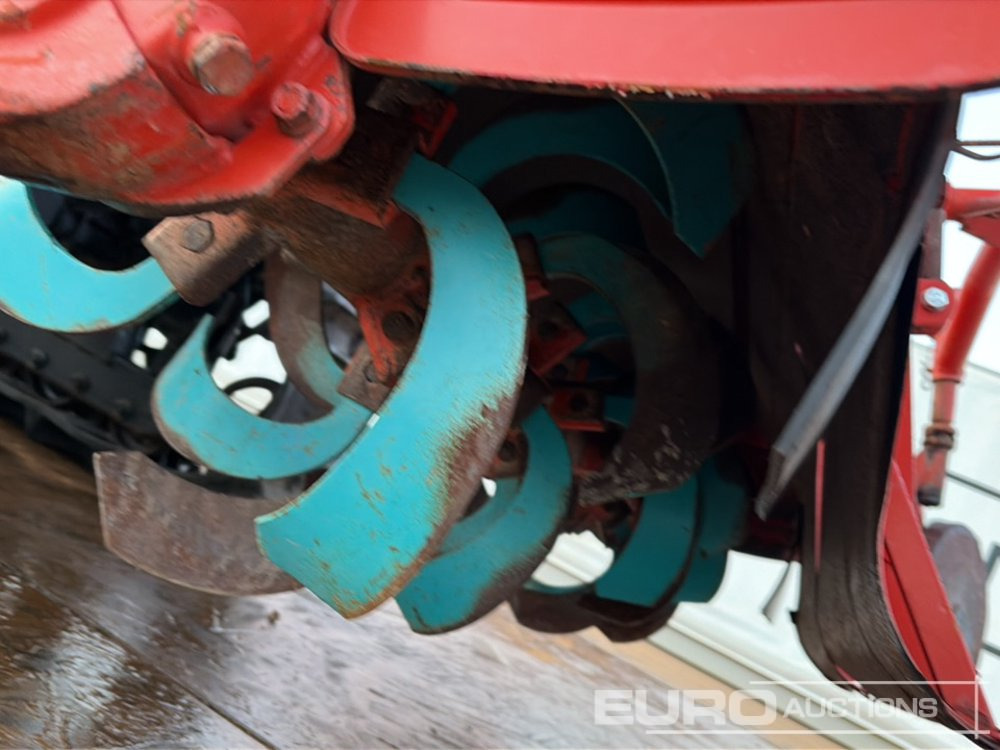 Traktor kompak Kubota GT21: gambar 19 Traktor kompak Kubota GT21: gambar 19