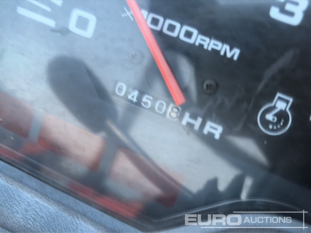 Traktor kompak Kubota GT21: gambar 35 Traktor kompak Kubota GT21: gambar 35