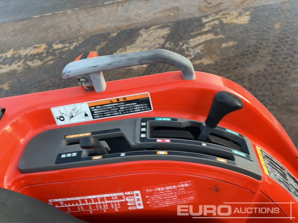 Traktor kompak Kubota GT21: gambar 29 Traktor kompak Kubota GT21: gambar 29