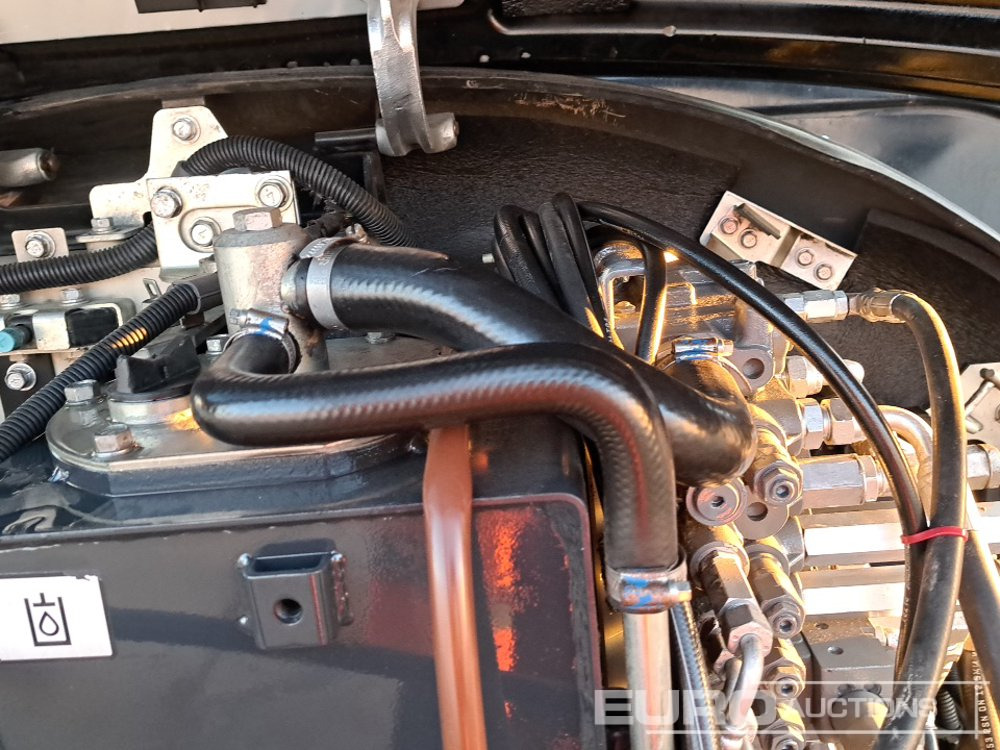 Ekskavator mini Kubota KX163-5: gambar 49