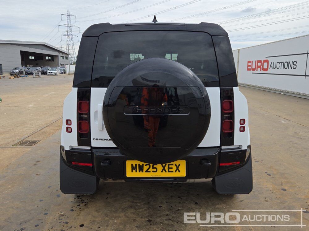 Land Rover Defender 90 - Mobil SUV: gambar 4 Land Rover Defender 90 - Mobil SUV: gambar 4