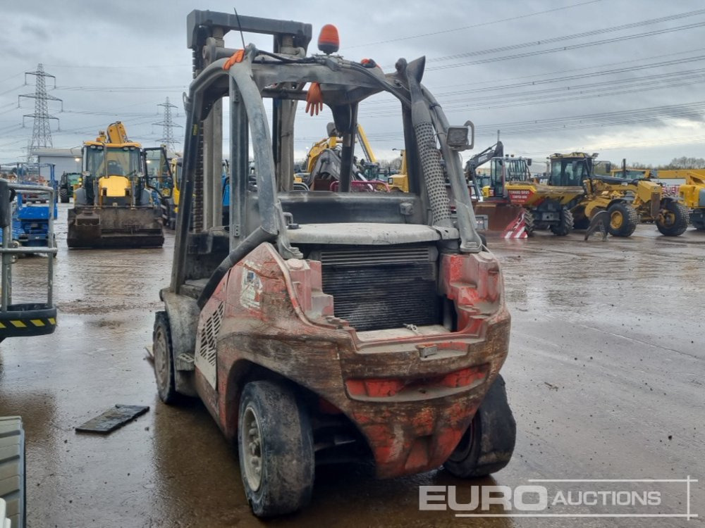 Linde Diesel Forklift, 2 Stage Mast, Forks (NON RUNNER) - Forklift diesel: gambar 2 Linde Diesel Forklift, 2 Stage Mast, Forks (NON RUNNER) - Forklift diesel: gambar 2