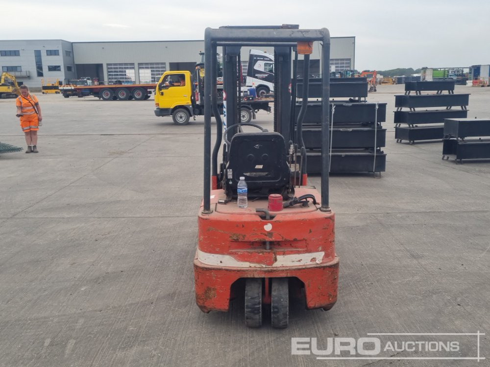 Linde E12 - Forklift listrik: gambar 4 Linde E12 - Forklift listrik: gambar 4
