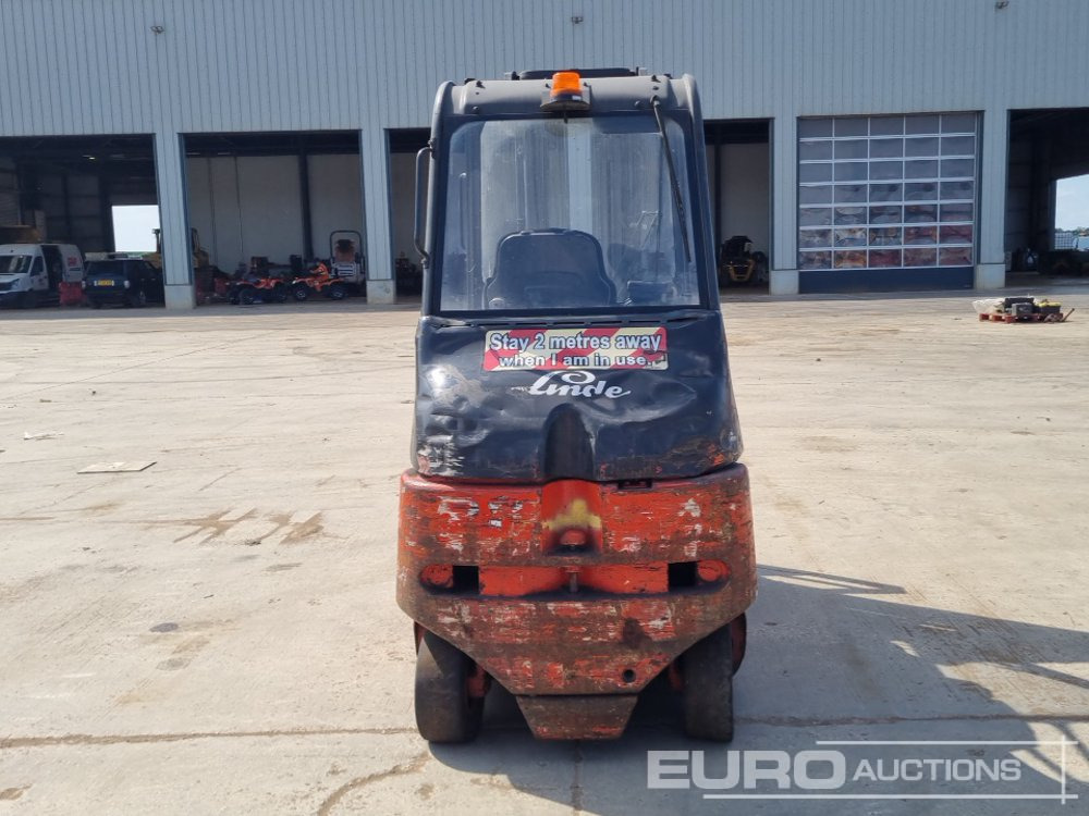 Linde E30/600-02 - Forklift: gambar 4 Linde E30/600-02 - Forklift: gambar 4