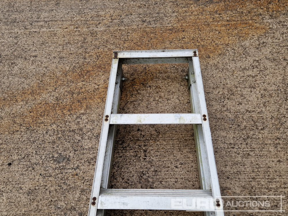 Membangun inventaris Lyte 6 Tread Aluminium Step Ladder: gambar 9