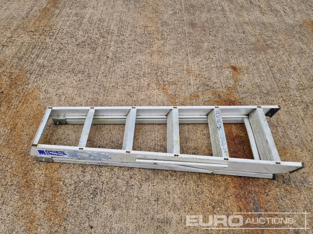 Membangun inventaris Lyte 6 Tread Aluminium Step Ladder: gambar 6