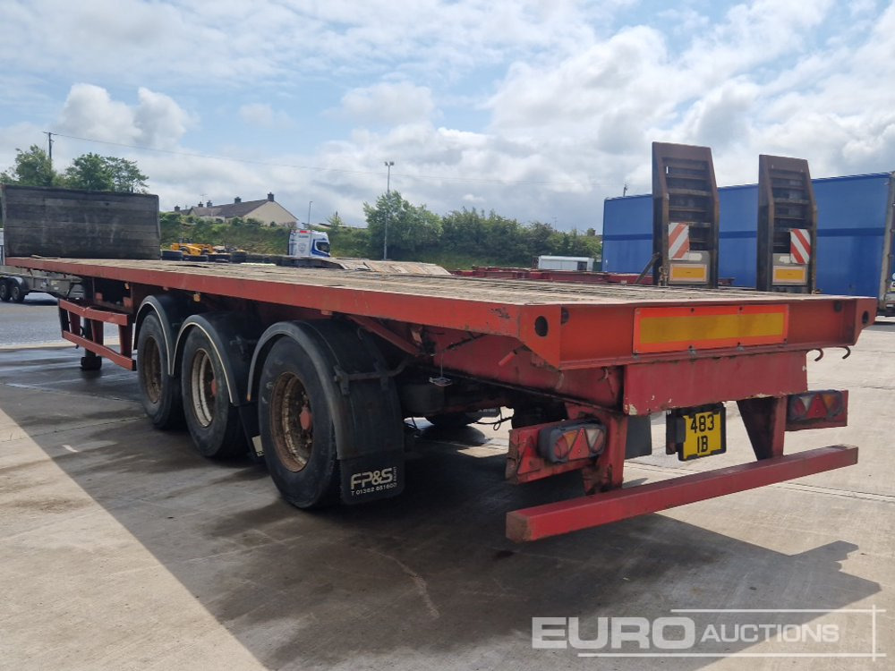 M & G Trailers 45' Tri Axle Flat Trailer, Goal Post Sockets - Semi-trailer flatbed: gambar 2 M & G Trailers 45' Tri Axle Flat Trailer, Goal Post Sockets - Semi-trailer flatbed: gambar 2