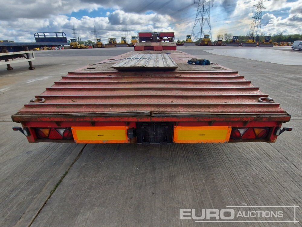M&G Trailers Ltd, Step Frame Low Loader Tri Axle Rear Steering, 3m Extendable C/w Out Riggers & Alloy Ramps - Trailer low bed: gambar 4 M&G Trailers Ltd, Step Frame Low Loader Tri Axle Rear Steering, 3m Extendable C/w Out Riggers & Alloy Ramps - Trailer low bed: gambar 4
