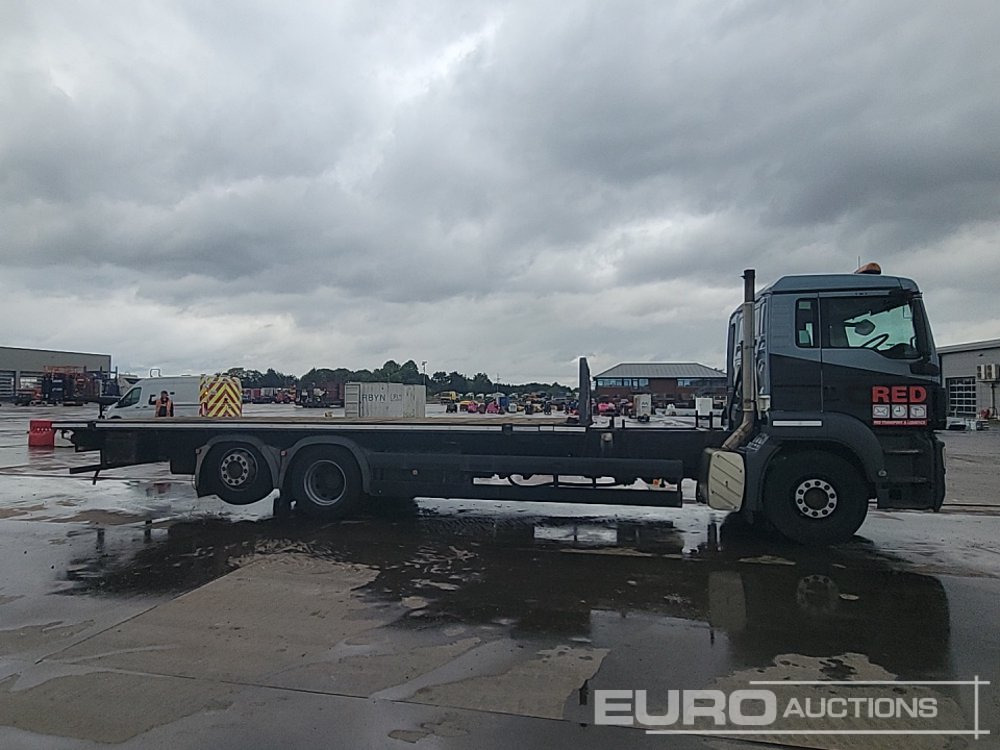 Truk flatbed MAN 26.400: gambar 6
