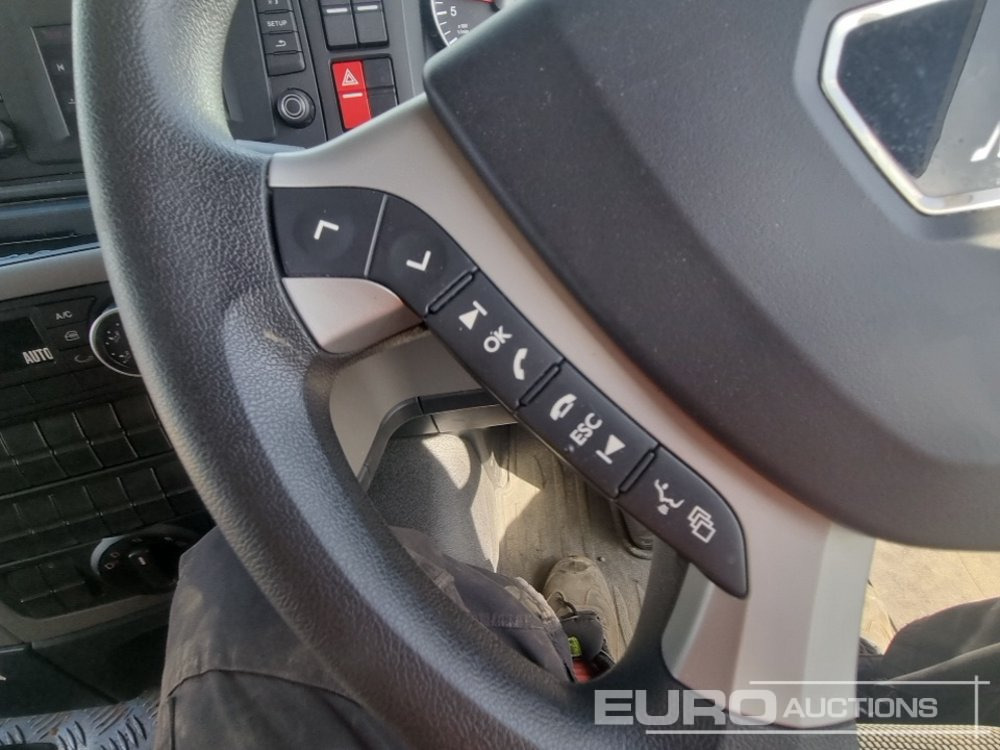 Truk sasis MAN TGL12.220: gambar 25