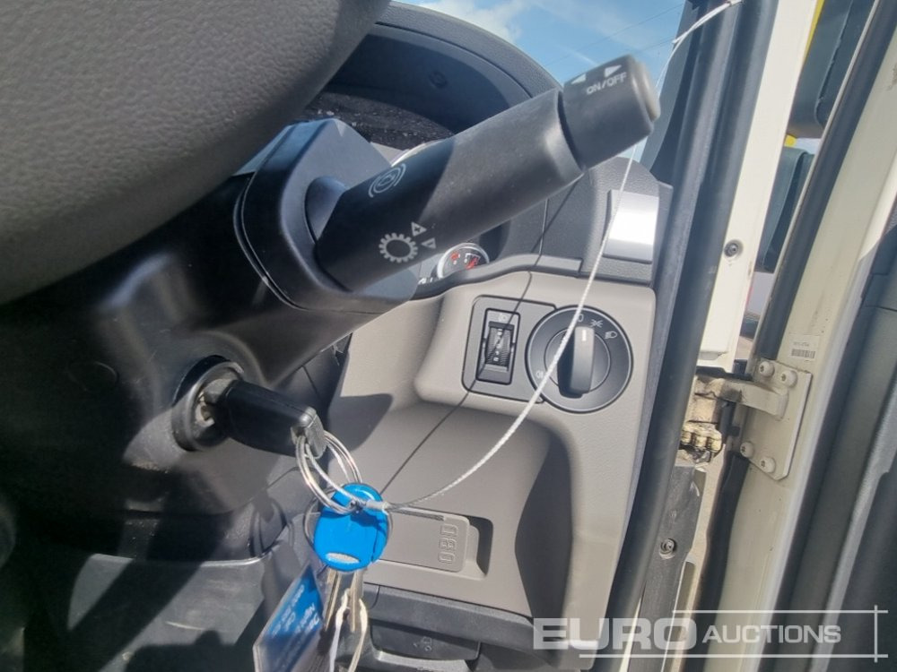Truk sasis MAN TGL12.220: gambar 28