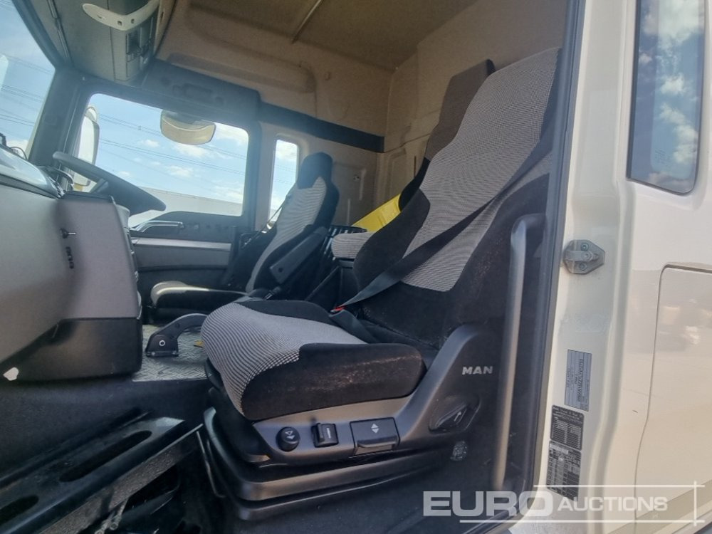 Truk sasis MAN TGL12.220: gambar 17