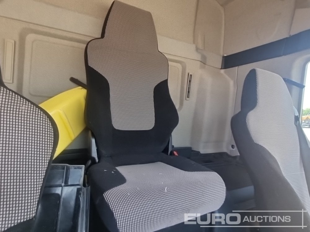 Truk sasis MAN TGL12.220: gambar 33