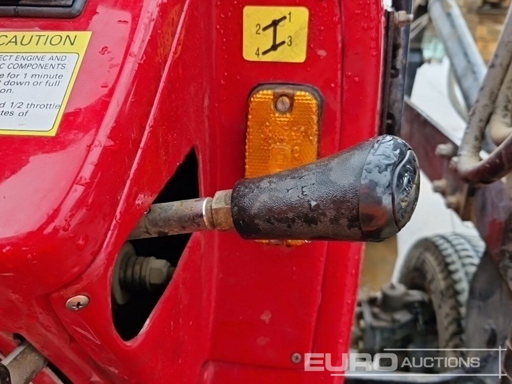 Traktor Mahindra 2541: gambar 47 Traktor Mahindra 2541: gambar 47