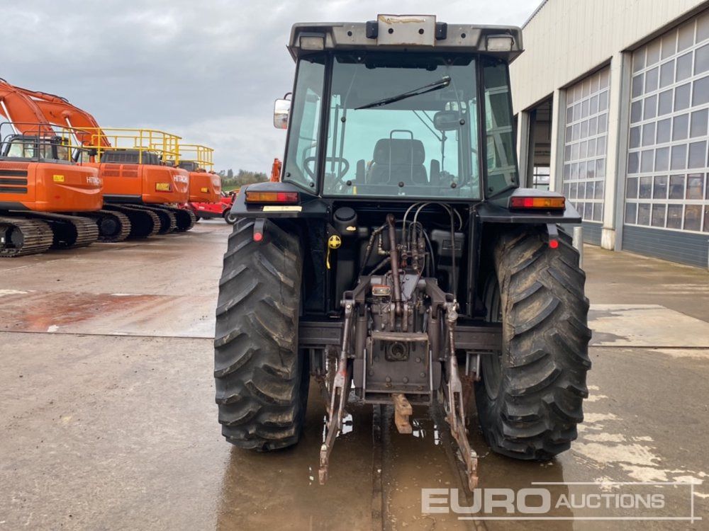 Massey Ferguson 3060 - Traktor: gambar 4 Massey Ferguson 3060 - Traktor: gambar 4