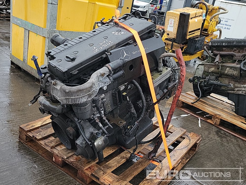 Mercedes 6 Cylinder Engine - Mesin: gambar 1 Mercedes 6 Cylinder Engine - Mesin: gambar 1