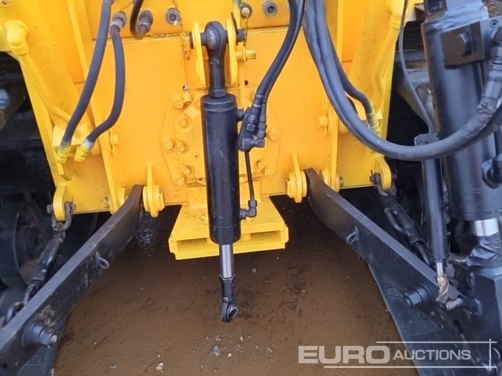 Traktor Morooka MK140: gambar 30 Traktor Morooka MK140: gambar 30