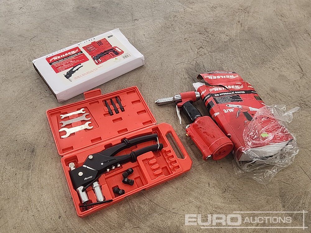 Neilsen Rivet Gun, Bits & Pneumatic Hydraulic Riveter - Peralatan bengkel: gambar 1 Neilsen Rivet Gun, Bits & Pneumatic Hydraulic Riveter - Peralatan bengkel: gambar 1