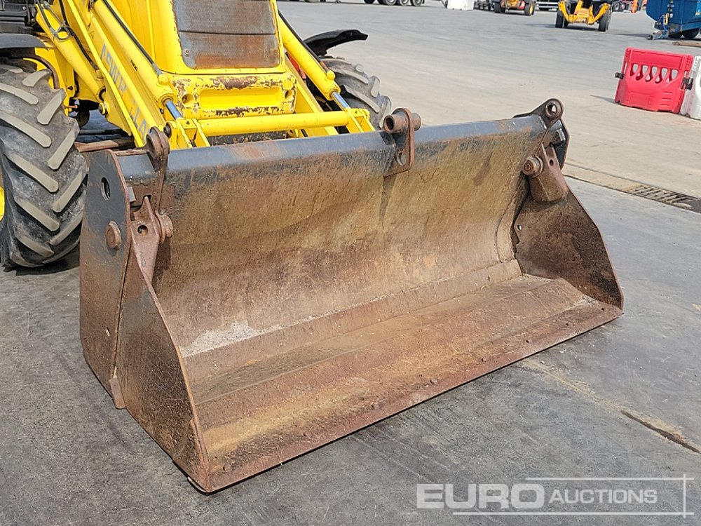 Backhoe loader New Holland LB110B-4PT: gambar 13